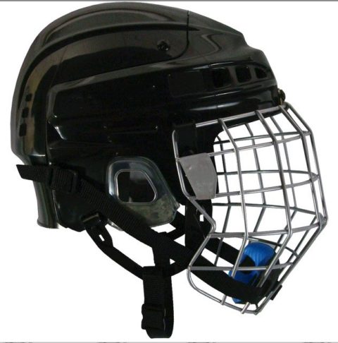 Hockey helmet with cage